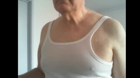 Snapshot of thickmelnik chatting on February 2025 03:52:02 AM James online show from February 2025 03:52:02 AM