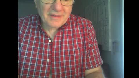 Snapshot of thickmelnik chatting on February 2025 11:43:01 PM James online show from February 2025 11:43:01 PM