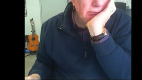 Snapshot of thickmelnik chatting on September 2025 06:35:01 AM James online show from September 2025 06:35:01 AM