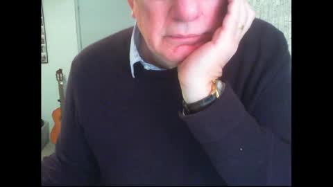 Snapshot of thickmelnik chatting on October 2025 06:08:02 AM James online show from October 2025 06:08:02 AM