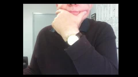 Snapshot of thickmelnik chatting on December 2025 05:01:01 AM James online show from December 2025 05:01:01 AM