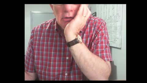 Snapshot of thickmelnik chatting on January 2026 12:31:01 PM James online show from January 2026 12:31:01 PM