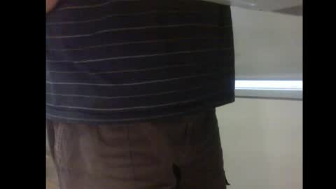 Snapshot of thickmelnik chatting on February 2026 04:17:02 AM James online show from February 2026 04:17:02 AM