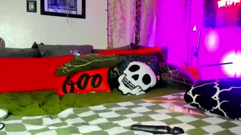 thickneyaadams online show from November 2025 05:42:01 AM