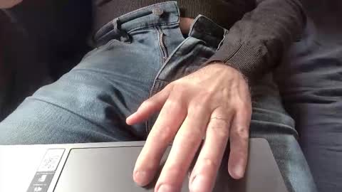 Snapshot of thickrum chatting on March 2026 12:22:01 PM Thickru online show from March 2026 12:22:01 PM