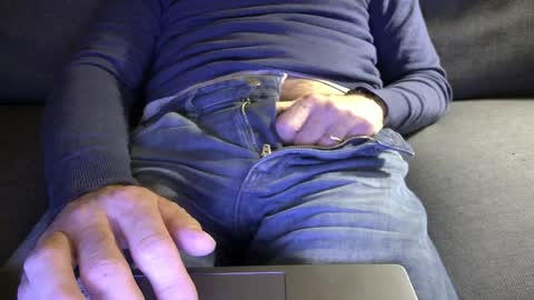 Snapshot of thickrum chatting on March 2026 10:54:01 PM Thickru online show from March 2026 10:54:01 PM