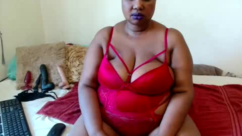 Snapshot of thicksexymellons chatting on February 2025 09:28:01 AM Pat online show from February 2025 09:28:01 AM