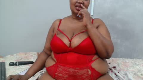 Snapshot of thicksexymellons chatting on February 2025 07:17:02 AM Pat online show from February 2025 07:17:02 AM