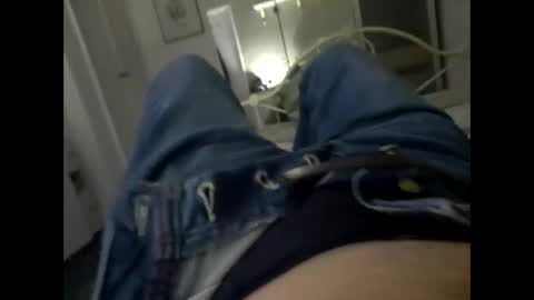 Snapshot of thicksingarters chatting on September 2025 10:32:02 PM thicksingarters online show from September 2025 10:32:02 PM