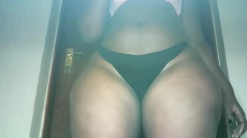 Thickybabe011 online show from December 2024 09:06:02 PM
