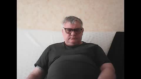 Snapshot of thierrysymp chatting on December 2024 10:42:02 AM Thierrysymp online show from December 2024 10:42:02 AM