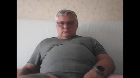 Snapshot of thierrysymp chatting on September 2025 03:34:01 PM Thierrysymp online show from September 2025 03:34:01 PM
