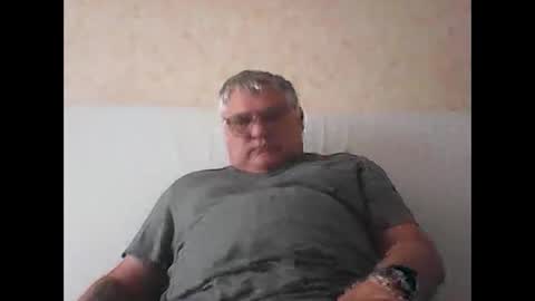Snapshot of thierrysymp chatting on September 2025 09:41:02 AM Thierrysymp online show from September 2025 09:41:02 AM