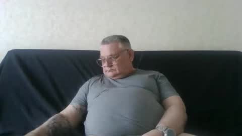 Thierrysymp online show from April 2026 05:40:02 PM