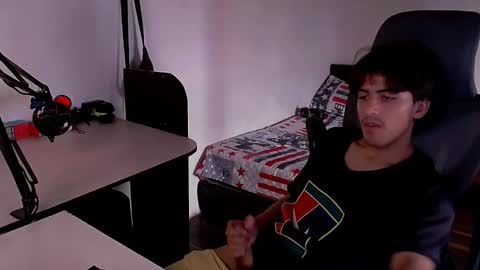 thieves_us online show from December 2024 06:10:02 PM