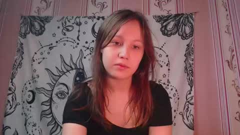 thighswithspikes online show from October 2025 07:43:01 AM