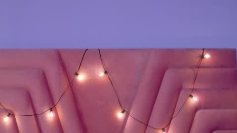 Eva  online show from February 2026 01:14:02 PM