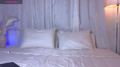 TIFFANY  online show from January 2025 11:15:02 AM