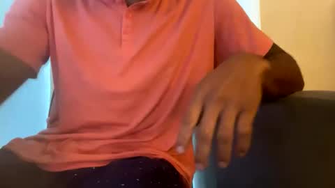 Snapshot of thisdikgood chatting on December 2025 01:07:01 PM El DURO online show from December 2025 01:07:01 PM