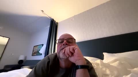 Snapshot of thisguy374 chatting on February 2026 11:14:02 PM thisguy374 online show from February 2026 11:14:02 PM