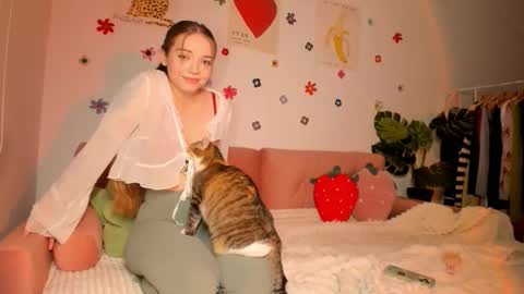 Amelia  shows on mondays fridays and sundays  if anything changes im giving updates on my fansly  online show from October 2025 05:10:02 PM