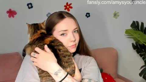 Snapshot of thisisamelia chatting on May 2026 04:23:02 PM Amelia shows on mondays fridays and sundays if anything changes im giving updates on my fansly online show from May 2026 04:23:02 PM