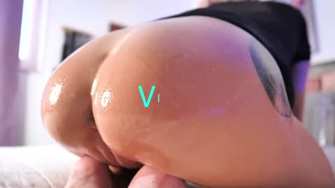 Snapshot of thisisfuckingfun chatting on December 2024 08:23:02 AM ThisIsFuckingFun online show from December 2024 08:23:02 AM