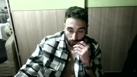 Thomas online show from January 2025 08:11:01 PM