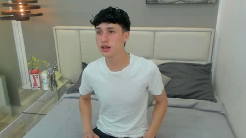 Snapshot of thom_ames chatting on April 2026 12:06:02 PM Thom online show from April 2026 12:06:02 PM