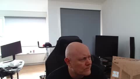 thomas315627 online show from March 2026 01:37:01 PM