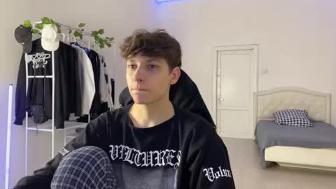 Thomas Hill online show from October 2025 08:26:01 PM