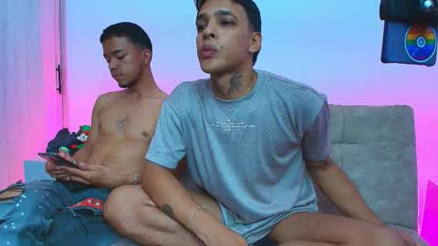 THOMAS  JOHANN online show from December 2025 03:35:01 AM