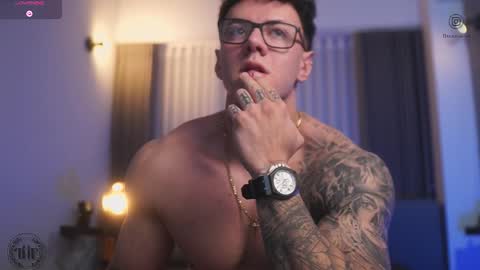 Snapshot of thomas_falcon1 chatting on October 2025 12:38:02 AM Thomas Falcon online show from October 2025 12:38:02 AM