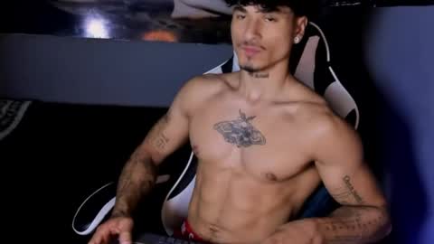 Snapshot of thomas_fit1 chatting on June 2026 03:18:02 AM Thomas 3 JUST STAY AND BE MY LAST LOVE online show from June 2026 03:18:02 AM