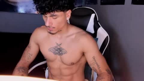 Snapshot of thomas_fit1 chatting on June 2026 06:08:02 PM Thomas 3 JUST STAY AND BE MY LAST LOVE online show from June 2026 06:08:02 PM