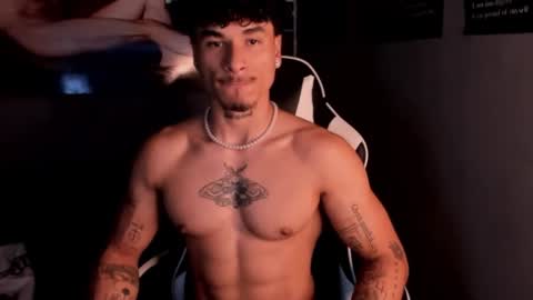 Snapshot of thomas_fit1 chatting on June 2026 02:53:01 AM Thomas 3 JUST STAY AND BE MY LAST LOVE online show from June 2026 02:53:01 AM