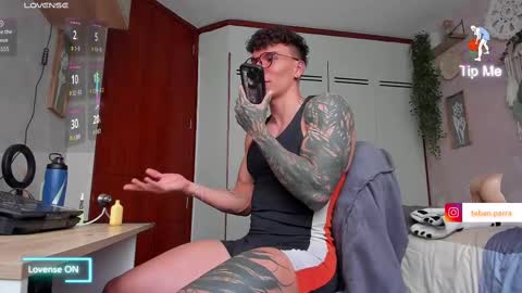 Snapshot of thomas_fuckboy chatting on October 2025 07:22:01 PM Thomas Grey online show from October 2025 07:22:01 PM