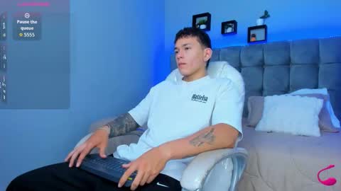 Thomas online show from December 2025 12:31:02 PM