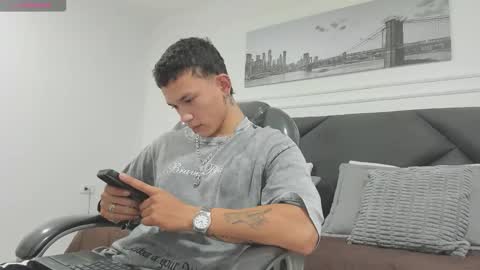 Snapshot of thomas_moon_ chatting on March 2026 06:56:01 PM Thomas online show from March 2026 06:56:01 PM