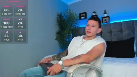 Snapshot of thomas_moon_ chatting on April 2026 02:10:02 PM Thomas online show from April 2026 02:10:02 PM