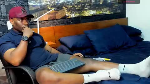 thomas Santtos online show from February 2025 12:37:01 AM