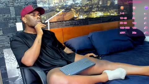 thomas Santtos online show from March 2025 01:49:02 PM