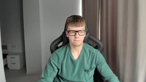 Tomas online show from January 2025 07:41:01 AM