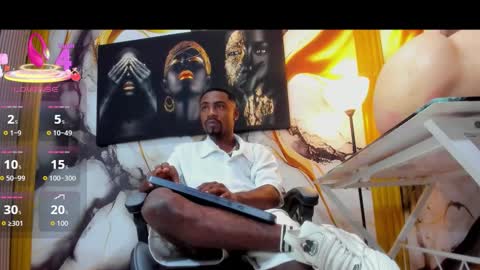 Thomas online show from December 2025 03:49:02 AM