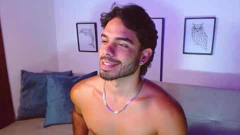 Snapshot of thomas_spellman chatting on December 2025 02:28:01 AM thomas_spellman online show from December 2025 02:28:01 AM