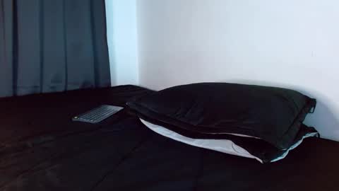 Snapshot of thomas_spellman chatting on April 2026 07:52:01 PM thomas_spellman online show from April 2026 07:52:01 PM