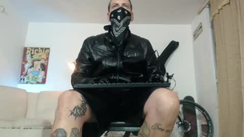 Snapshot of thomasjons chatting on March 2026 08:03:02 AM thomasjons online show from March 2026 08:03:02 AM