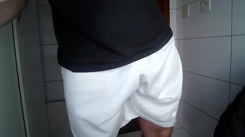 Snapshot of thomaz__ chatting on October 2025 06:43:01 PM thomaz__ online show from October 2025 06:43:01 PM