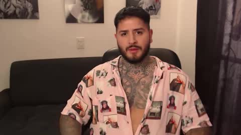 Thomas online show from September 2025 07:14:01 PM