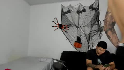 thomson_hot01 online show from October 2025 05:09:02 AM